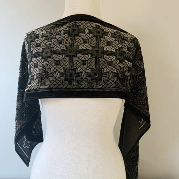 Luxurious Devoré Velvet Burnout Scarf - Black & Gray Art Deco | Unbranded - Picture 3 of 6